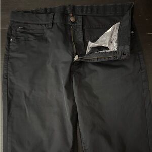English Laundry men’s jeans. Black size 32x32. Like new no tags.